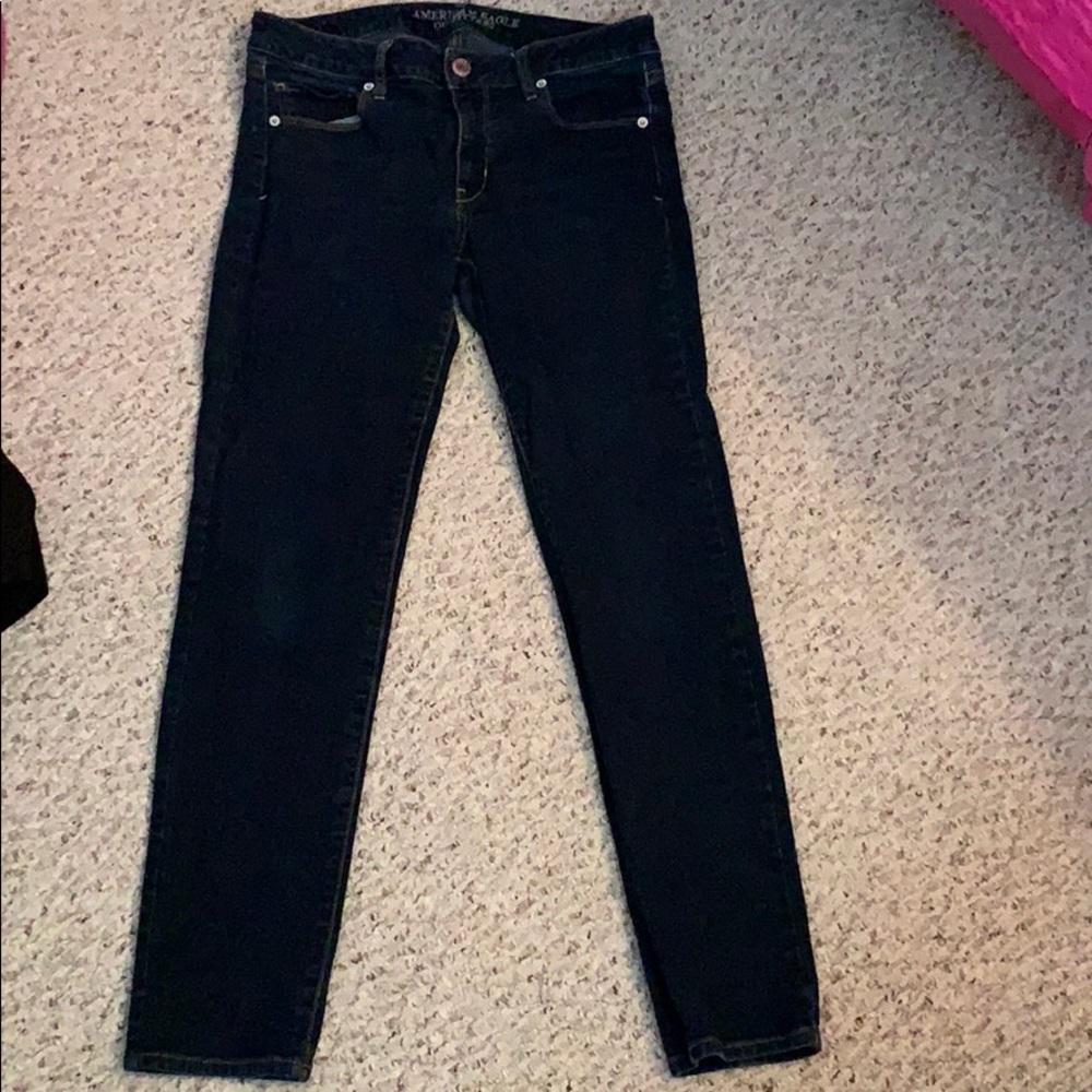 Dark wash American eagle jeans
